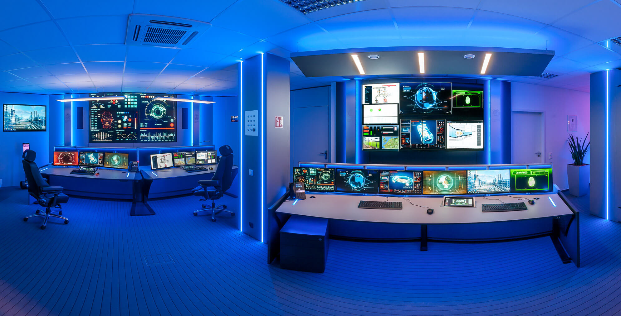 Virtual 360° tour of JST's control room simulator in Buxtehude