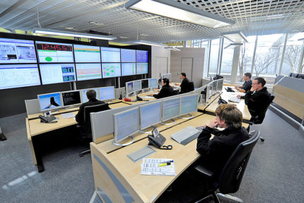 JST - Munich Airport IT control centre: