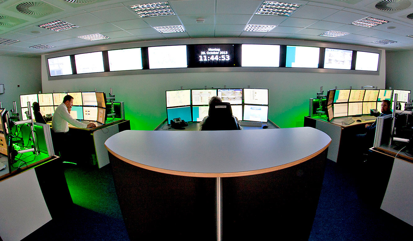 JST - Traffic Control Centre NRW: the new control room.