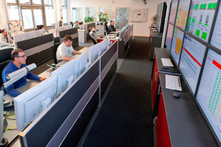 JST DB Systel control room