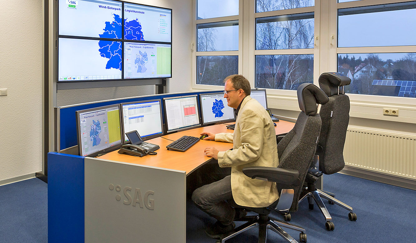 JST-SAG-Berlin: View into the new control centre