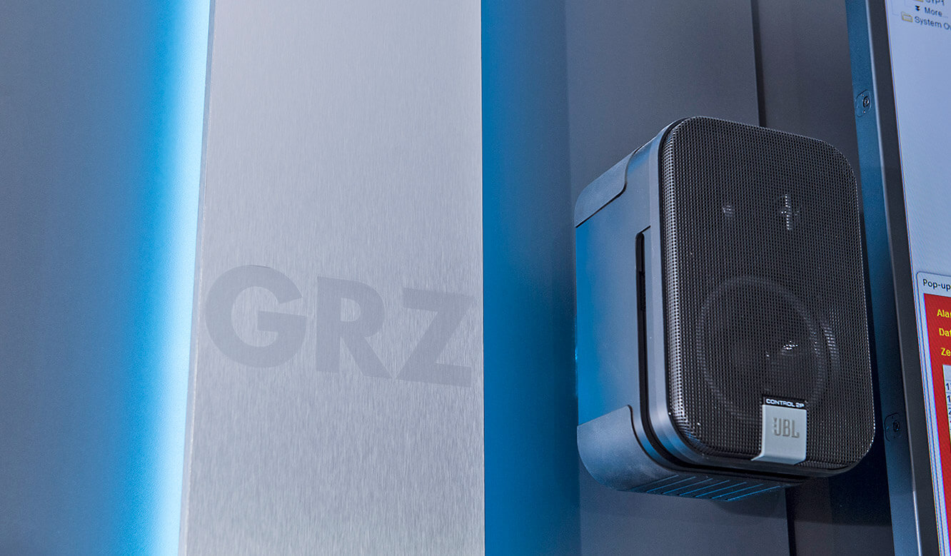 JST GRZ Linz Ambientlight illumination Logo in brushed stainless steel optics and speakers