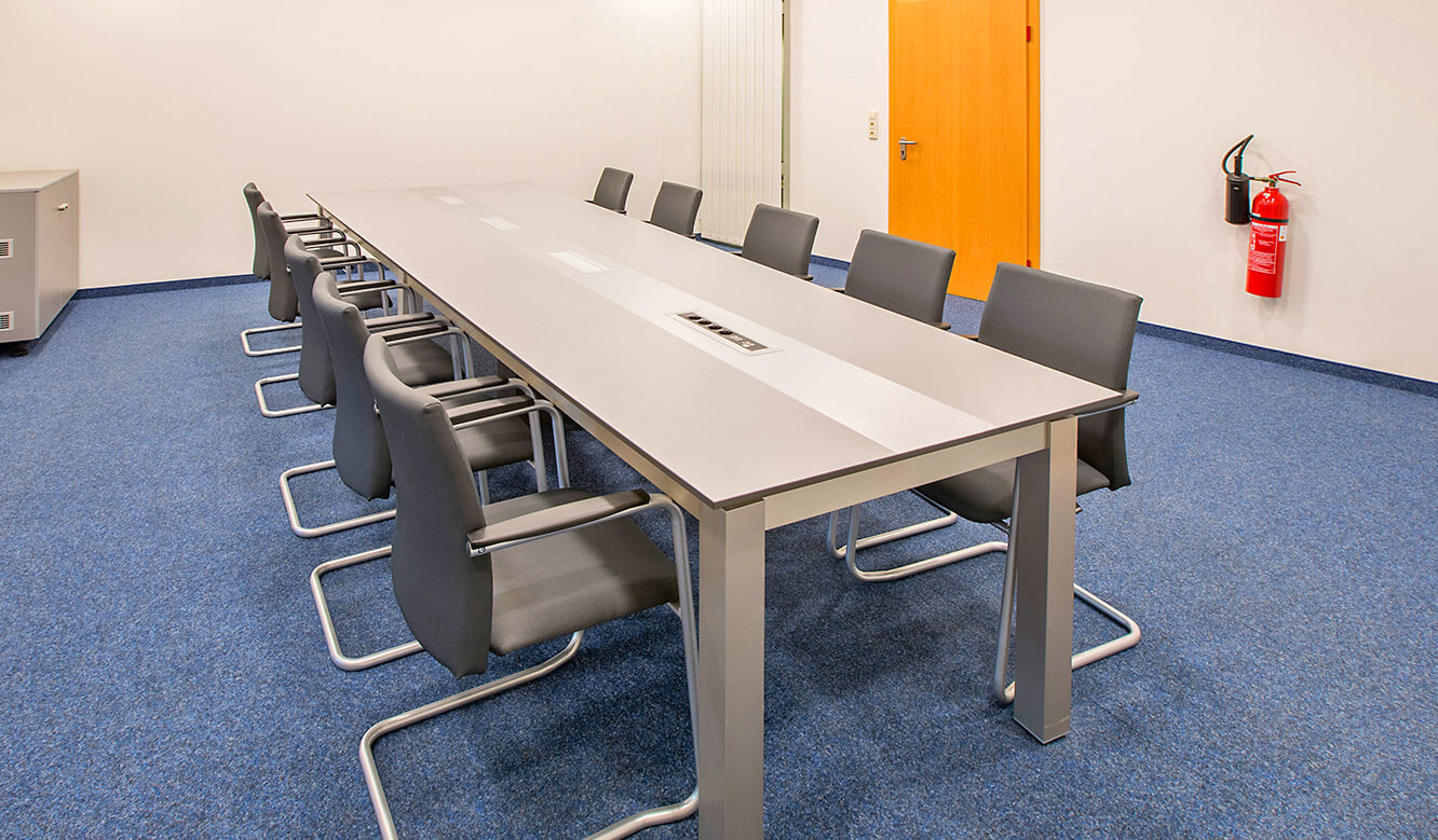 JST-InfraLeuna: Conference room equipped with the Allmedia conference table