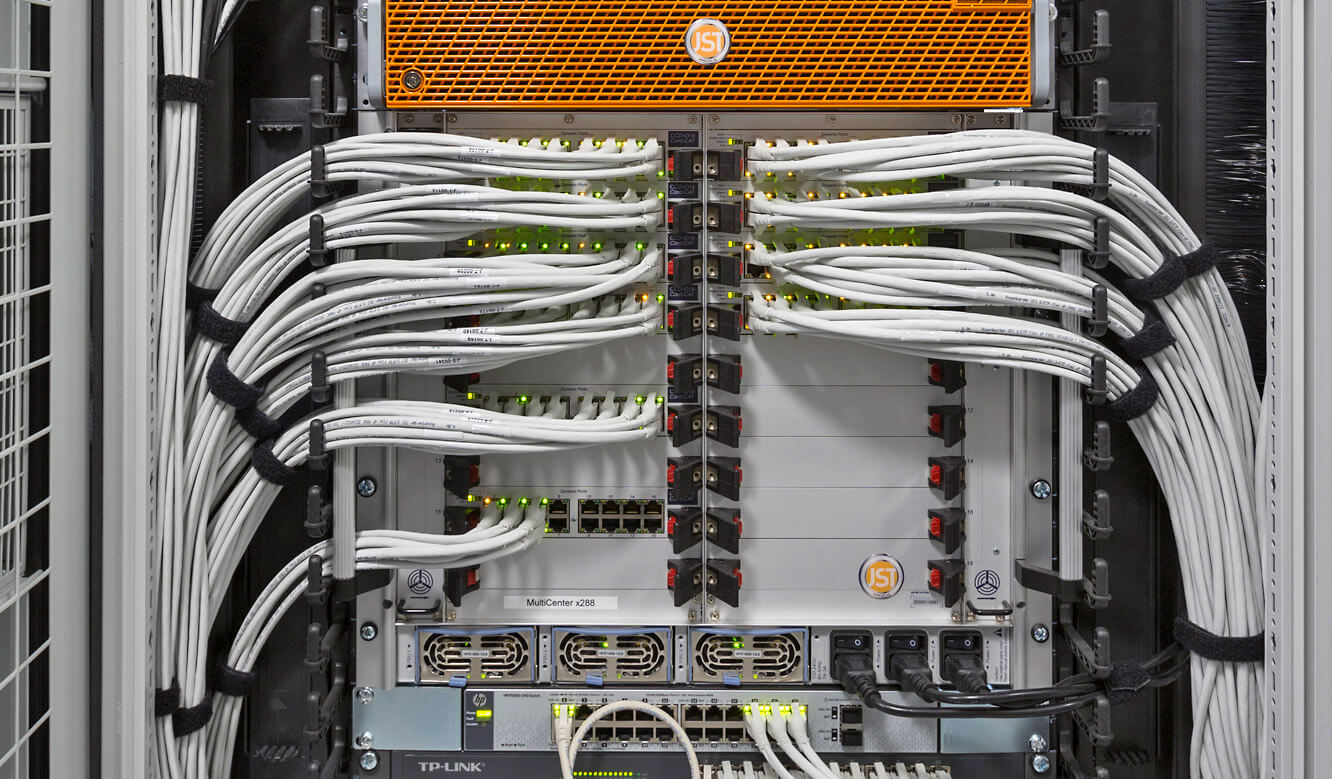 JST - Autorisierte Stelle Digitalfunk Niedersachsen: Grabber, PowerUnit-Applikations-Server und MultiCenter