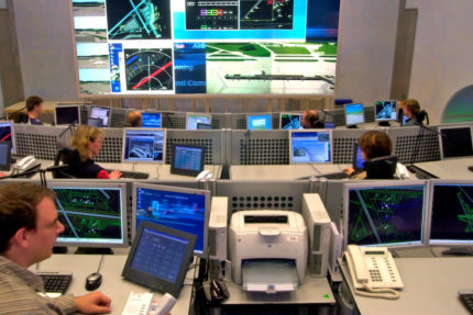 JST - Deutsches Zentrum für Luft und Raumfahrt (DLR): Zentraler Überwachungsleitstand