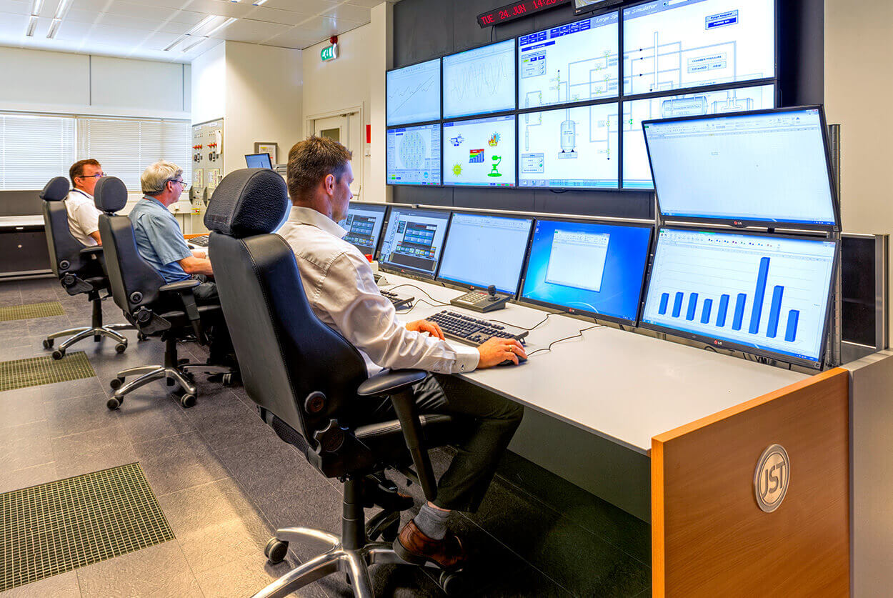 JST ESA: European Space Agency control room after modernisation
