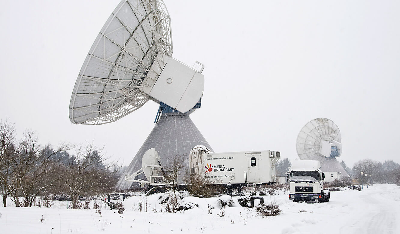 JST - Media Broadcast - Antennas in winter.