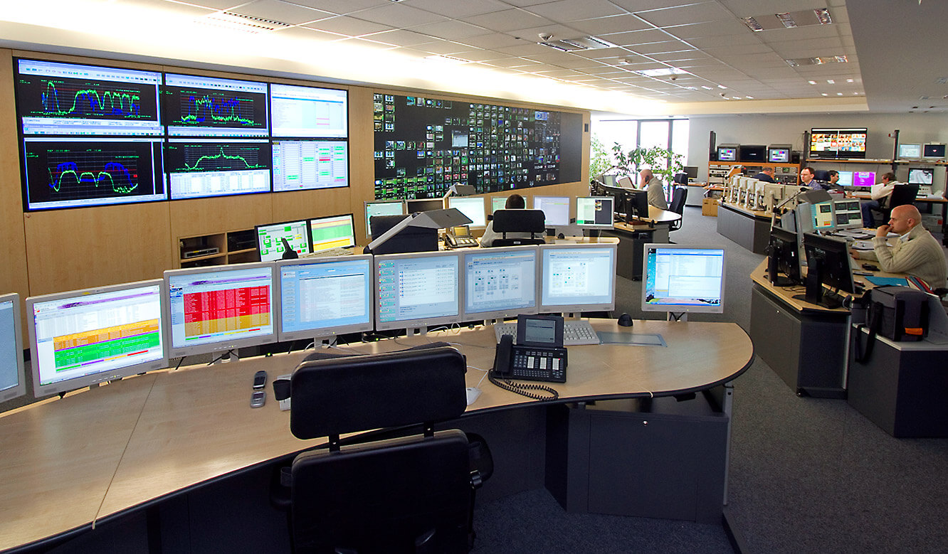 JST - Media Broadcast - Network Operation Center - Control desks
