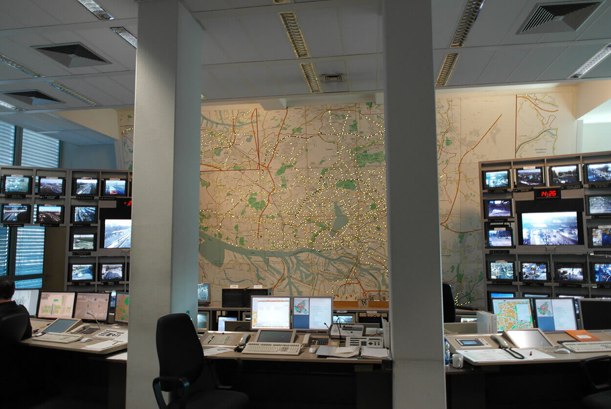 JST Police  Hamburg - Traffic control centre before modernisation