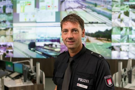 JST - Polizei Hamburg - Polizeikommissar Jürgen Otten