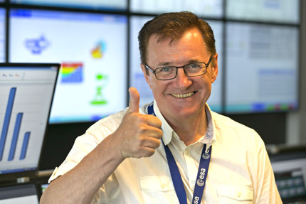 JST References - ESA control room: Project Manager Alf Schneider