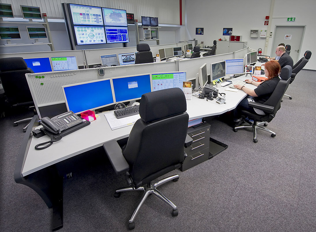 Ergonomic Recaro operator's chair in the control room