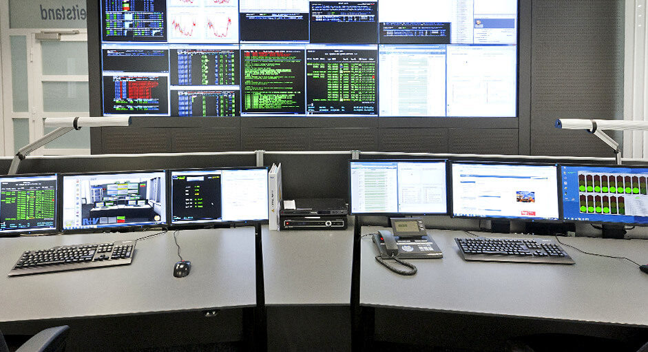 PixelDetection® in use at the IT control centre of R+V Versicherung