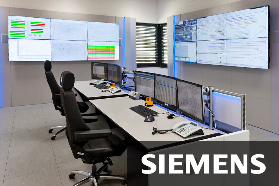 JST-News: Siemens-Wegberg. Leitwarte mit Grossbildwand und Operator-Tisch