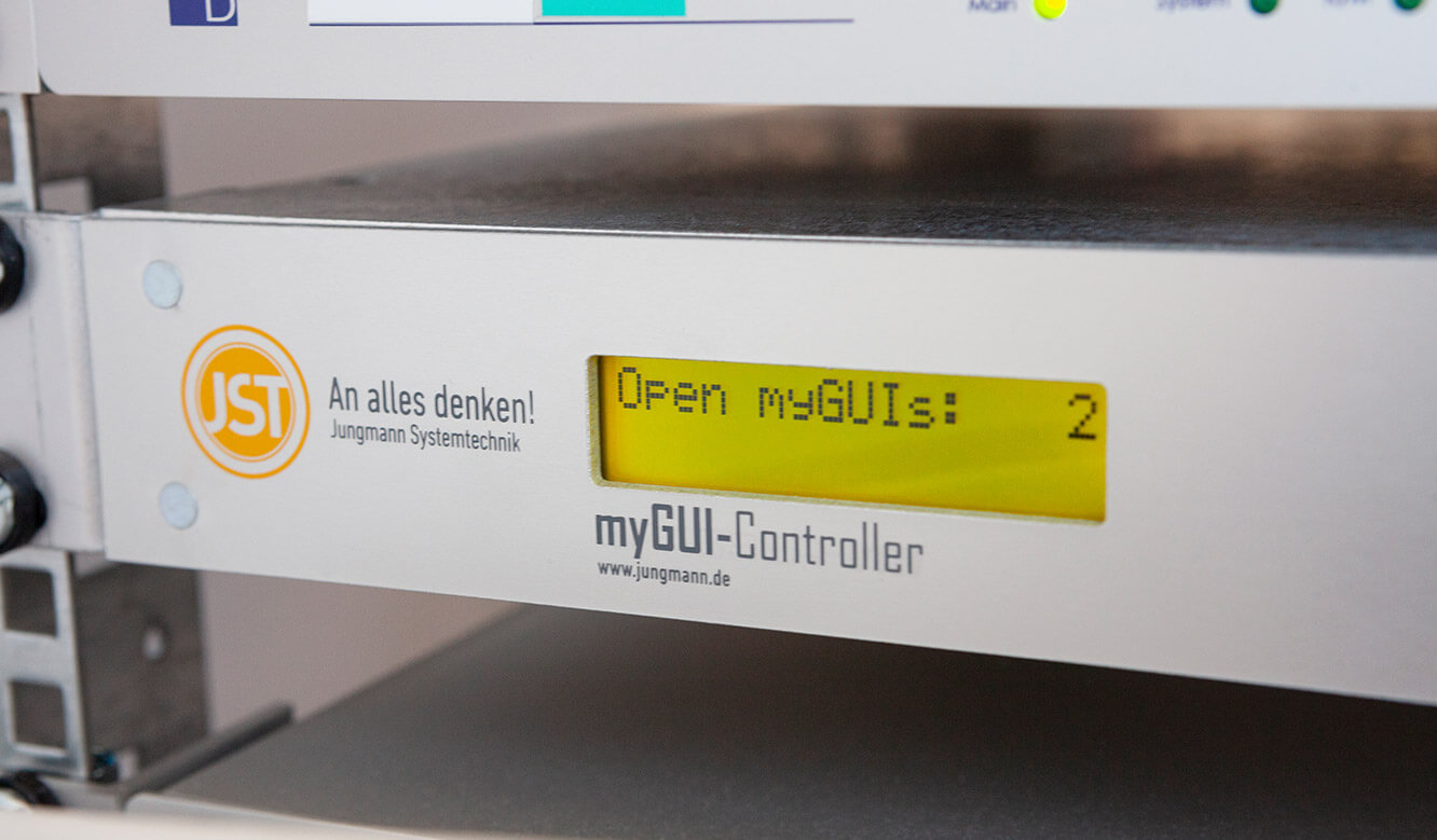 JST - Göttinger Verkehrsbetriebe: Host for the myGUI software of the myGUI controllers in the technical room