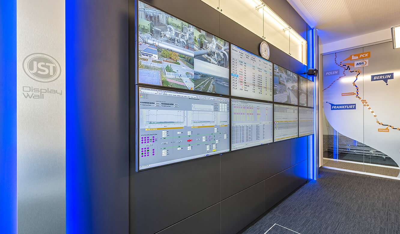 JST MVL Schwedt: Video wall with 24/7 displays in the new control centre