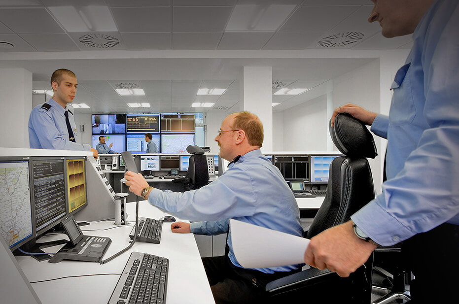 Central alarms in the security control center from JST Jungmann