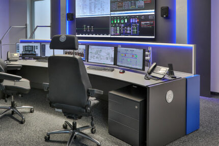 JST reference GEW Energieversorger: Network control centre with video wall and modern control technology for control centre