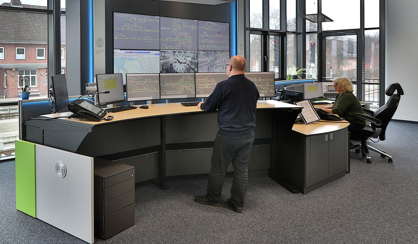 JST reference EVB control centre: control centre desk with height adjustment