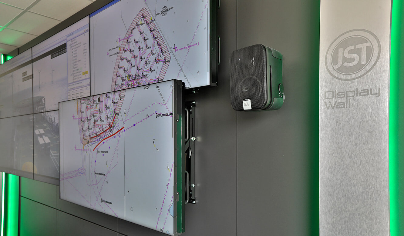 JST reference Iberdrola Sassnitz: Wind energy control centre - mounting system for large display monitors