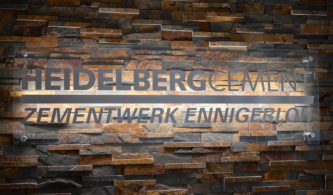 JST reference HeidelbergCement control center: processes and quality logo