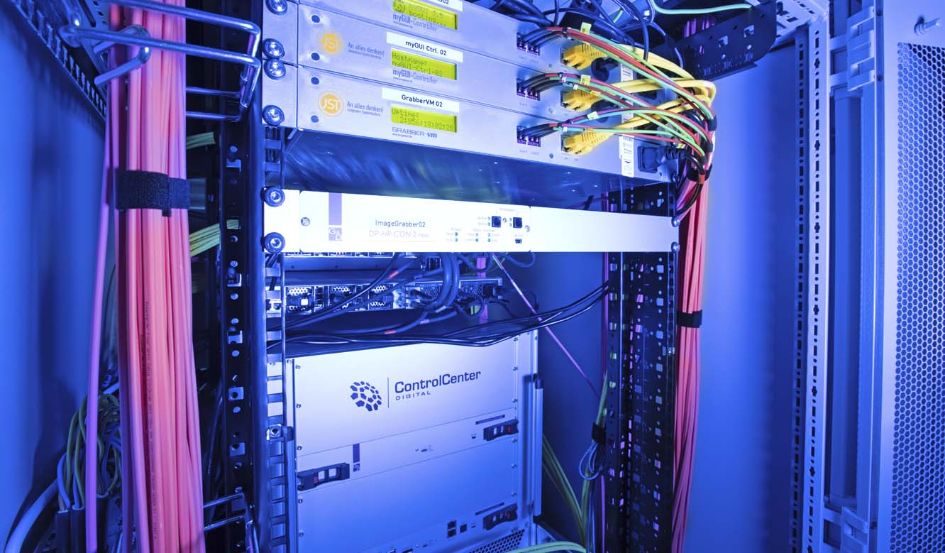 JST Referenz Tennet Netzbetreiber Leitstand - aufwendige technische Komponenten sorgen für maximale Sichreheit