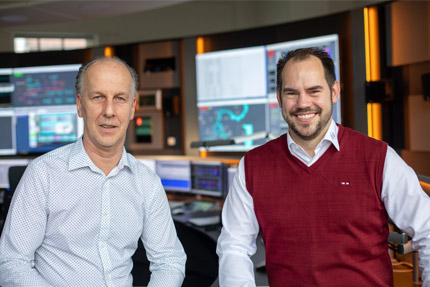 JST TraveNetz Network Control Center - Project Manager Detlef Zuhl and Control Room Expert Dirk Lüders