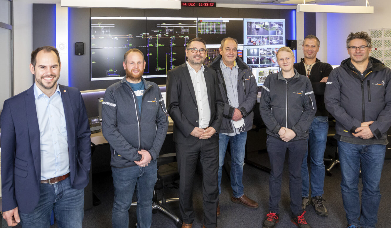 JST Referenz Verbundleitstelle Stadtwerke Steinburg: Operator im neuen Leitstand