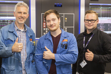 INEOS OXIDE - Waldemar Seibel (Betriebsingenieur, links) mit seinen Kollegen aus der Technik Stefan Johannsen und Christoph Mock (von links)