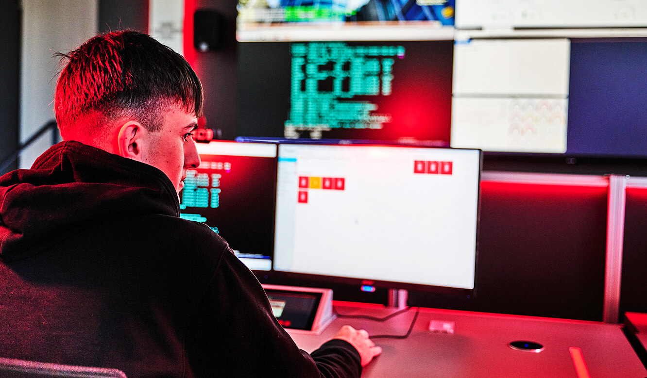 JST Kontrollraum-Automation - Referenz Bausparkasse Schwäbisch Hall