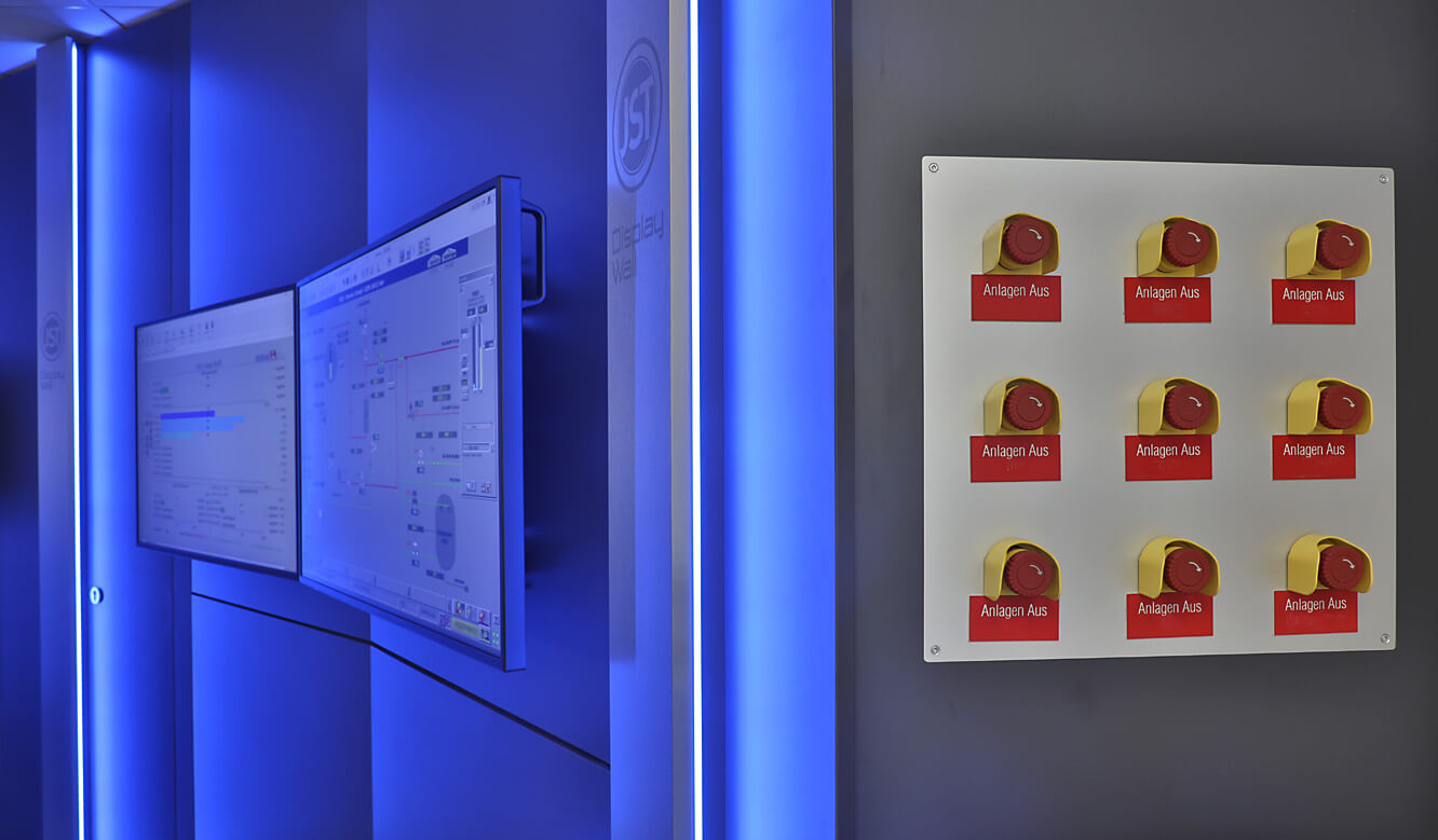 JST Funktionsmöbel Referenz - BASF Schwarzheide