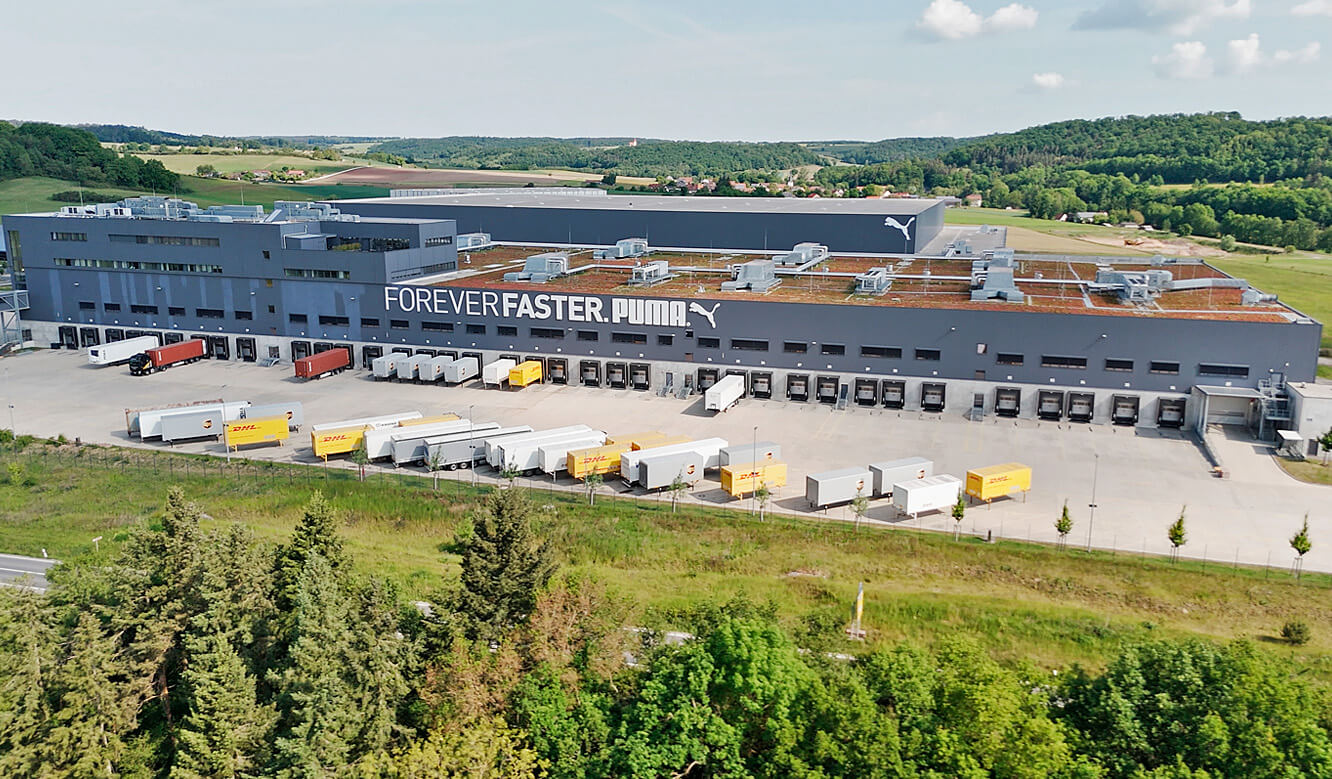 JST Referenz - TGW, BLG, PUMA - Leitstand-Logistikzentrum