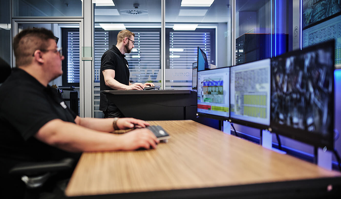 JST Referenz - TGW, BLG, PUMA - Leitstand-Logistikzentrum