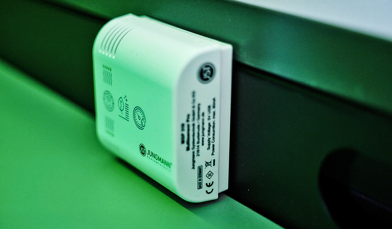 JST OEDIV IT-Leitstand - Luftgütesensor prüft die Luftqualität im Kontrollraum