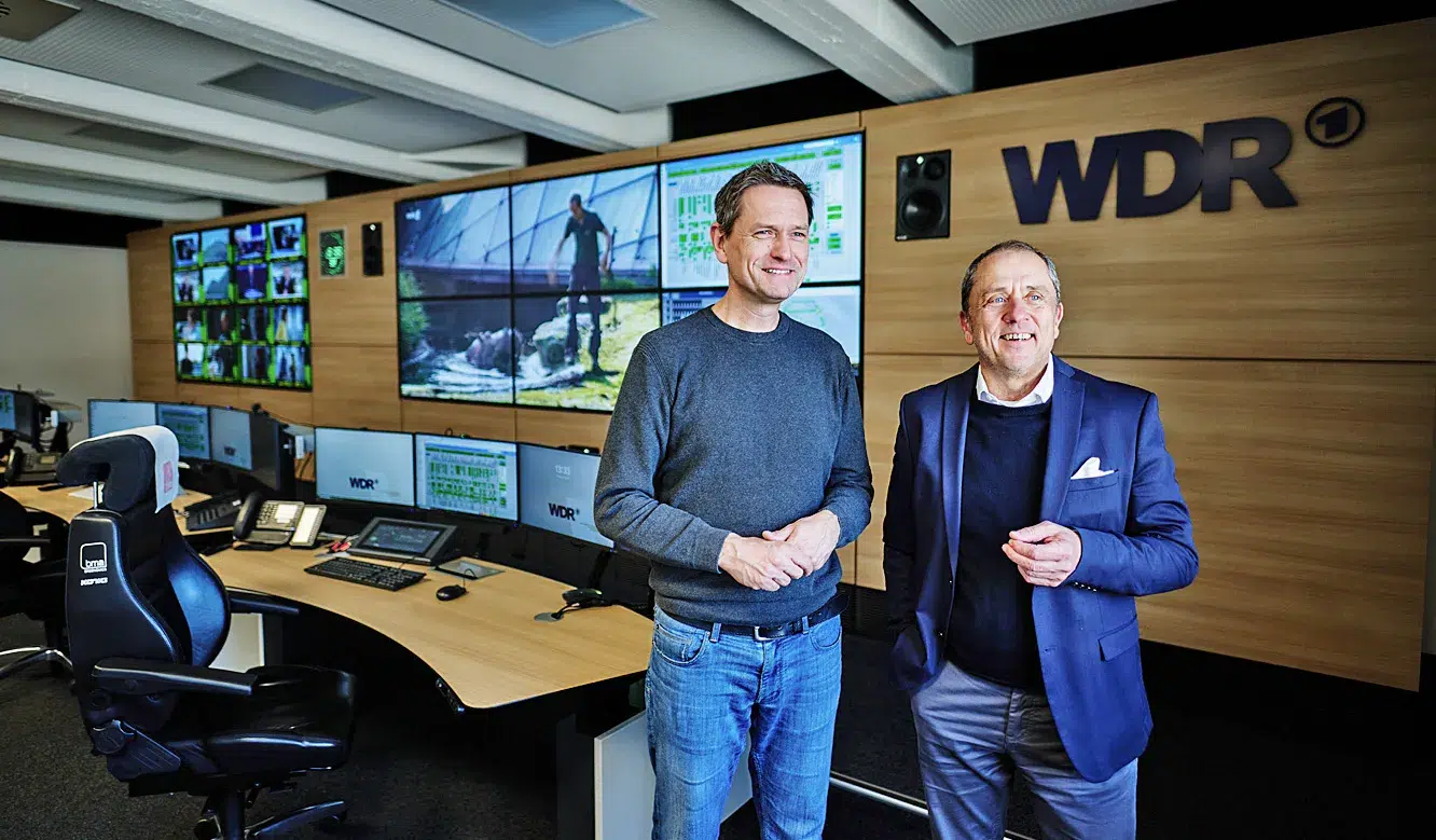 JST Referenz NOC Betriebszentrum WDR: Oliver Konschak vom Westdeutschen Rundfunk mit Jungmann-Berater Volker Weimer.