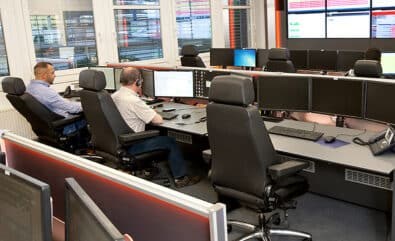 JST Technische Daten: Operatorstuhl RECARO 24 - Ultimativer Sitzkomfort