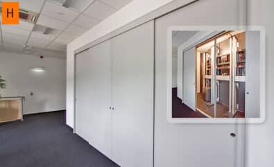 JST DisplayCover - Sliding doors to the inspection room
